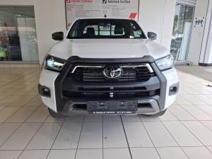 Toyota Hilux 2.8GD-6 Xtra cab 4x4 Legend manual - Image 4