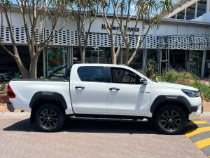 Toyota Hilux 2.8GD-6 double cab Legend auto - Image 3