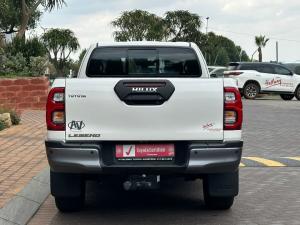 Toyota Hilux 2.8GD-6 Xtra cab Legend auto - Image 5