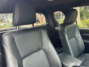 Toyota Hilux 2.8GD-6 Xtra cab Legend auto - Image 12