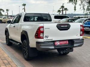 Toyota Hilux 2.8GD-6 Xtra cab Legend auto - Image 15