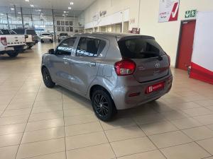 Toyota Vitz 1.0 XR auto - Image 17