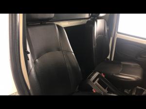 Mahindra Pik Up 2.2CRDe single cab S4 (aircon) - Image 12