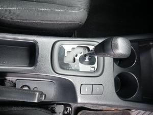 Toyota Hilux 2.4GD-6 double cab Raider auto - Image 13