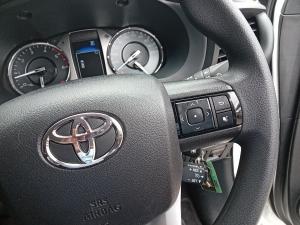 Toyota Hilux 2.4GD-6 double cab Raider auto - Image 10