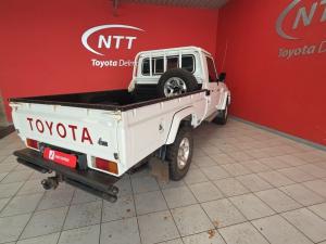 Toyota Land Cruiser 79 4.2DS/C - Image 2