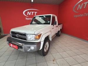 Toyota Land Cruiser 79 4.2DS/C - Image 8