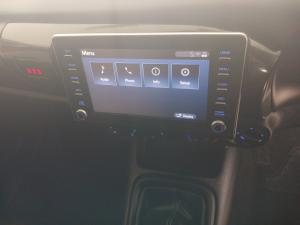 Toyota Hilux 2.4 GD-6 Raider 4X4D/C - Image 15