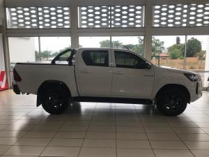 Toyota Hilux 2.4 GD-6 RB Raider automaticD/C - Image 3