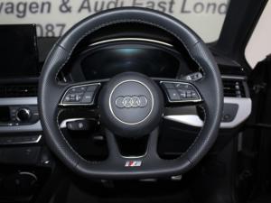Audi A4 35 Tfsi Black Edition S Tronic - Image 12