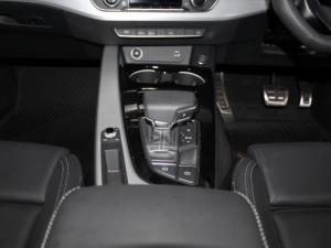 Audi A4 35 Tfsi Black Edition S Tronic - Image 14