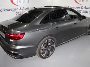 Audi A4 35 Tfsi Black Edition S Tronic - Image 4