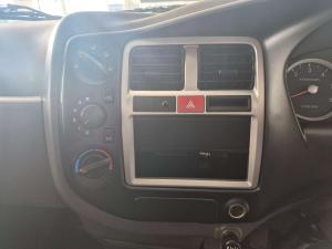 Hyundai H100 2.6DF/C D/S - Image 12