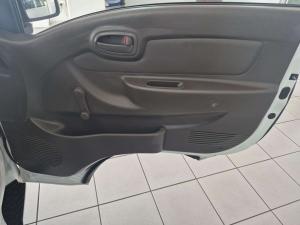 Hyundai H100 2.6DF/C D/S - Image 6