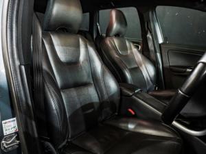 Volvo XC60 T5 Inscription - Image 13