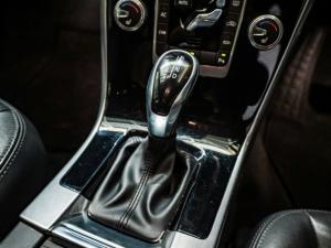 Volvo XC60 T5 Inscription - Image 16