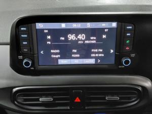 Hyundai Grand i10 1.0 Premium hatch - Image 8