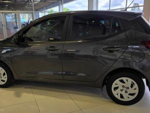 Hyundai Grand i10 1.2 Premium hatch - Image 4