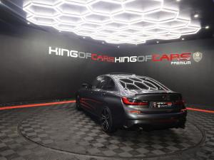 BMW 3 Series 330i - Image 1