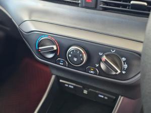 Hyundai i20 1.2 Motion - Image 9