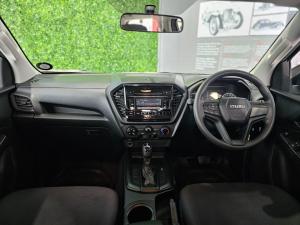 Isuzu D-Max 1.9TD double cab L auto - Image 9