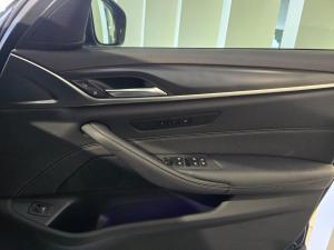 BMW 5 Series 520d M Sport - Image 16