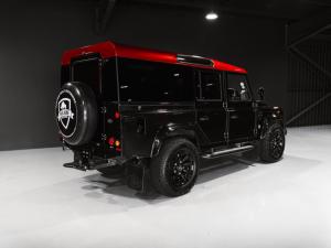 Land Rover Defender 110 TD station wagon S - Image 10