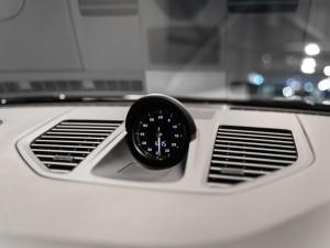 Porsche 911 Carrera 4 GTS coupe - Image 16