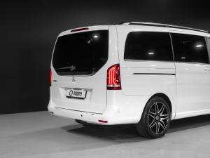 Mercedes-Benz V-Class V250d AMG Line - Image 25