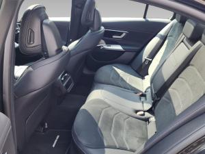 Mercedes-Benz E-Class E220d Avantgarde - Image 13