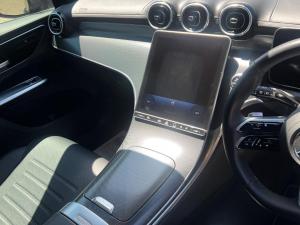 Mercedes-Benz GLC GLC300d 4Matic Avantgarde - Image 13