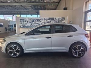 Volkswagen Polo hatch 1.0TSI Trendline - Image 5