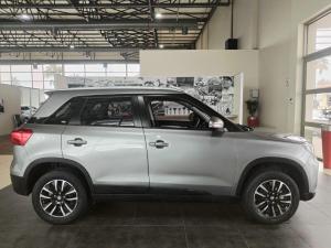 Suzuki Vitara Brezza 1.5 GLX - Image 3