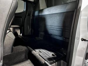 Ford Ranger 2.0 BiTurbo SuperCab XLT 4x4 - Image 17