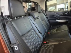 Nissan Navara 2.5DDTi double cab LE Plus - Image 7