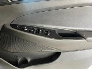 Hyundai Tucson 2.0 Premium auto - Image 7