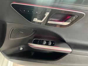 Mercedes-Benz C-Class C220d Avantgarde - Image 10