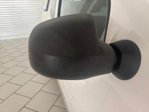 Nissan NP200 1.6i safety pack (aircon) - Image 18