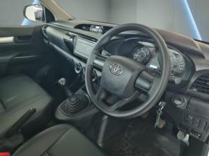 Toyota Hilux 2.4GD single cab S (aircon) - Image 11