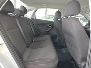 Volkswagen Polo sedan 1.6 Comfortline - Image 25