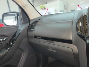 Isuzu mu-X 3.0 4WD - Image 14