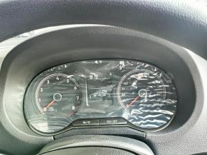 Volkswagen Polo Vivo hatch 1.4 - Image 13