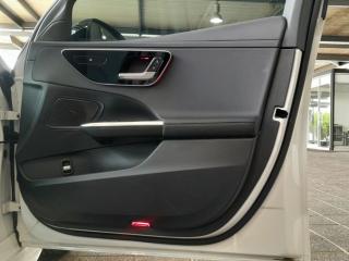 Mercedes-Benz C-Class C200 Avantgarde