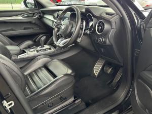 Alfa Romeo Stelvio 2.0T Veloce Q4 - Image 19