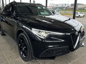 Alfa Romeo Stelvio 2.0T Veloce Q4 - Image 1