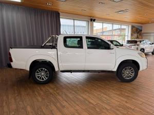 Toyota Hilux 4.0 V6 double cab 4x4 Raider Dakar edition - Image 7