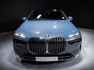 BMW 7 Series 740i - Image 7