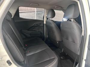 Mahindra XUV300 1.2T W6 - Image 11