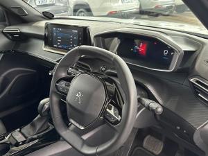 Peugeot 2008 1.2T Allure - Image 19
