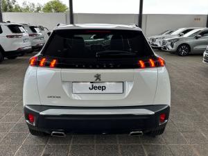Peugeot 2008 1.2T Allure - Image 9